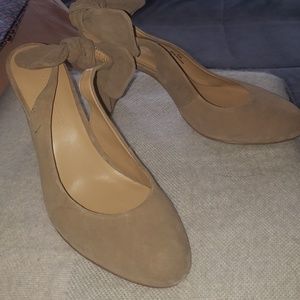 Banana republic suede heel